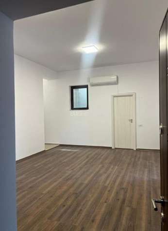 Ultracentral  - Tomis Mall, spatiu birouri, 100 mp.