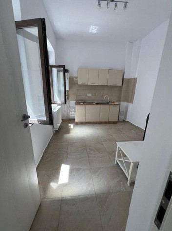 Ultracentral  - Tomis Mall, spatiu birouri, 100 mp.