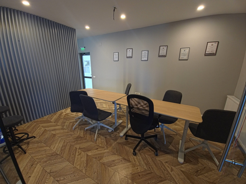 Bd. Mamaia - Delfinariu, spatiu BIROURI PREMIUM, MOBILAT