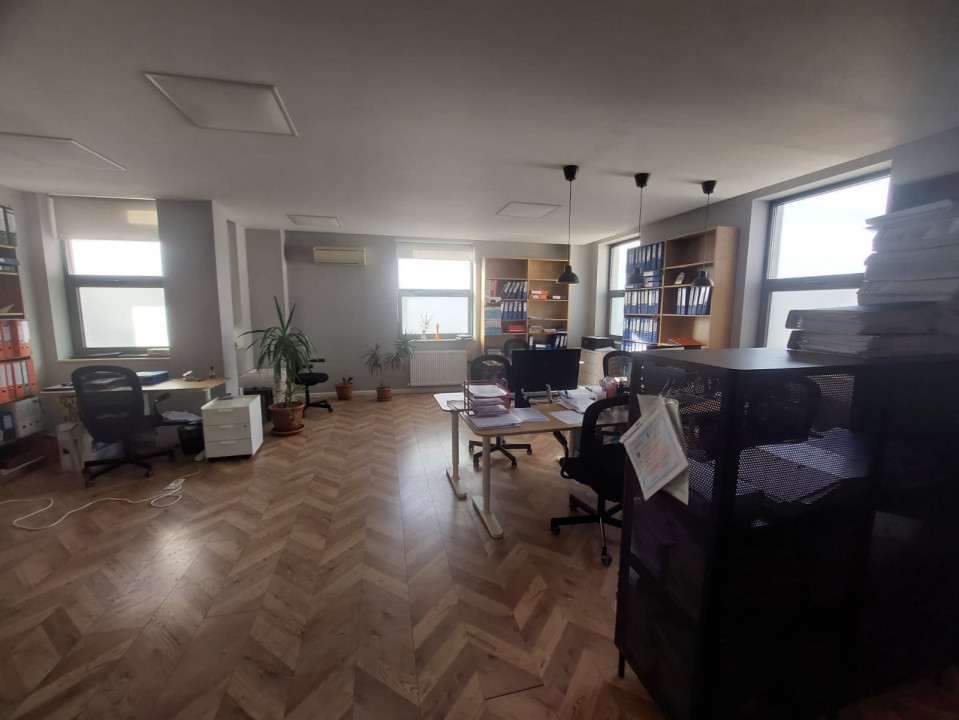 Bd. Mamaia - Delfinariu, spatiu BIROURI PREMIUM, MOBILAT