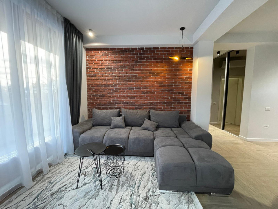 Faleza Nord - 100 m.  plaja, 2 camere, mobilat, utilat 2022, casa inteligenta