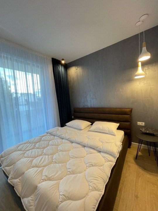 Faleza Nord - 100 m.  plaja, 2 camere, mobilat, utilat 2022, casa inteligenta