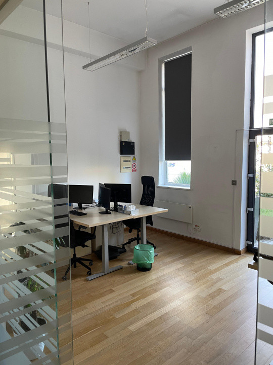 I.C.Bratianu - hala/spatiu productie 477 mp., recent amenajata