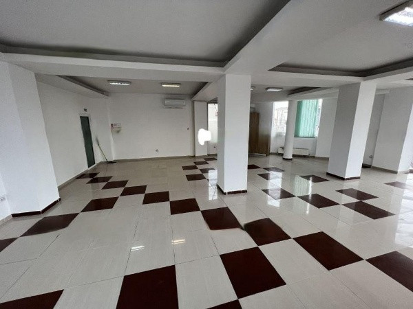 Bd. Mamaia, spatiu birou 110 mp., IDEAL BIROURI