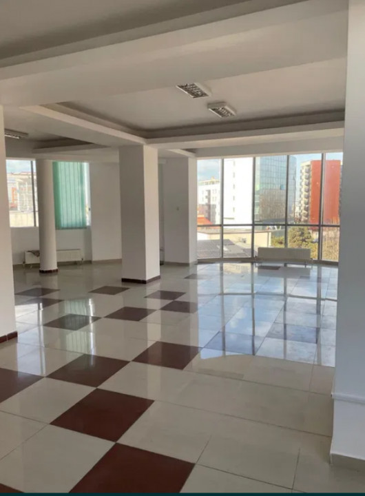 Bd. Mamaia, spatiu birou 110 mp., IDEAL BIROURI