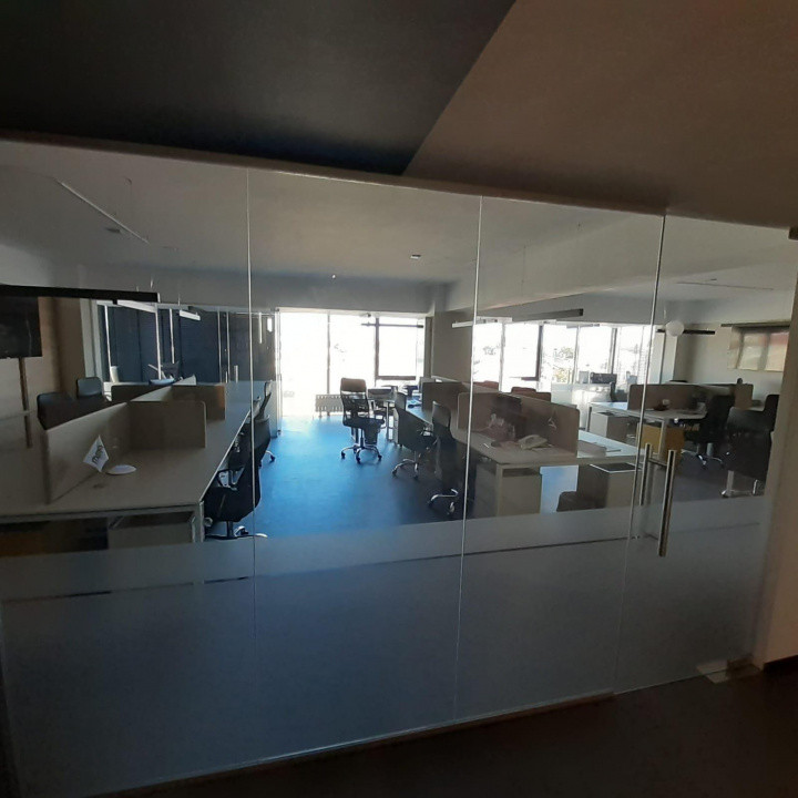 Delfinariu - bd. Mamaia, spatiI  birouri PREMIUM, MOBILAT