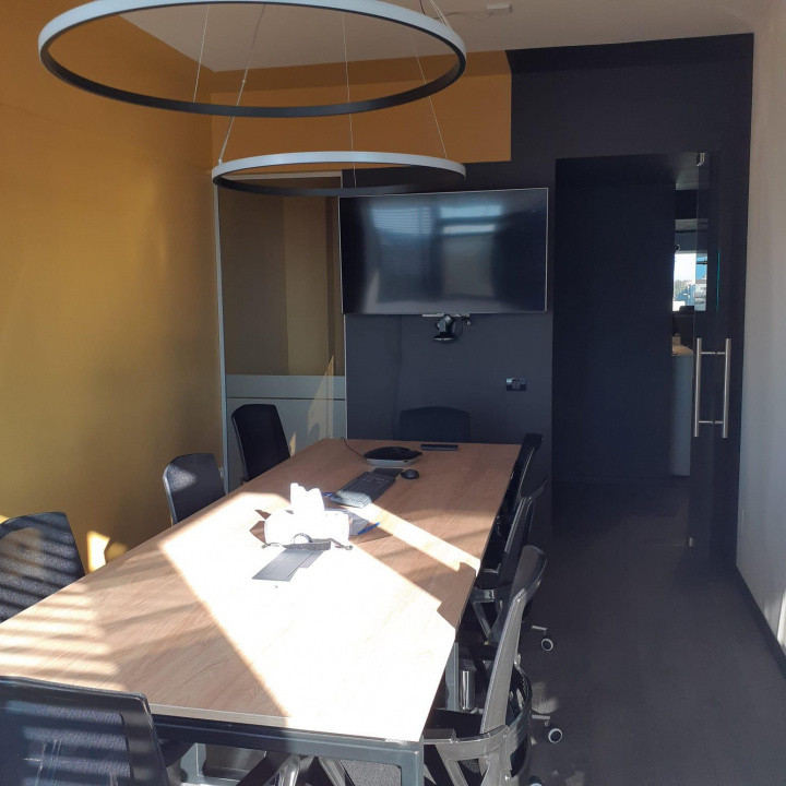 Delfinariu - bd. Mamaia, spatiI  birouri PREMIUM, MOBILAT