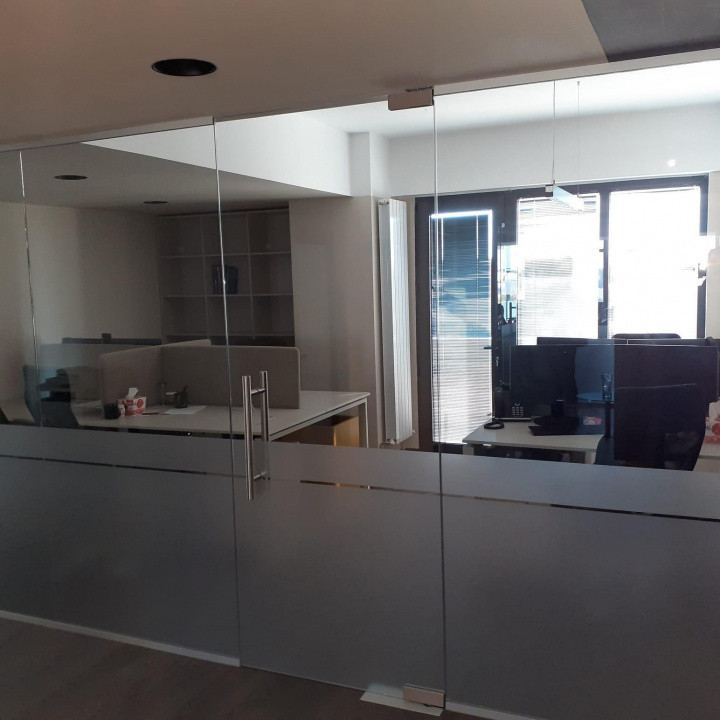 Delfinariu - bd. Mamaia, spatiI  birouri PREMIUM, MOBILAT