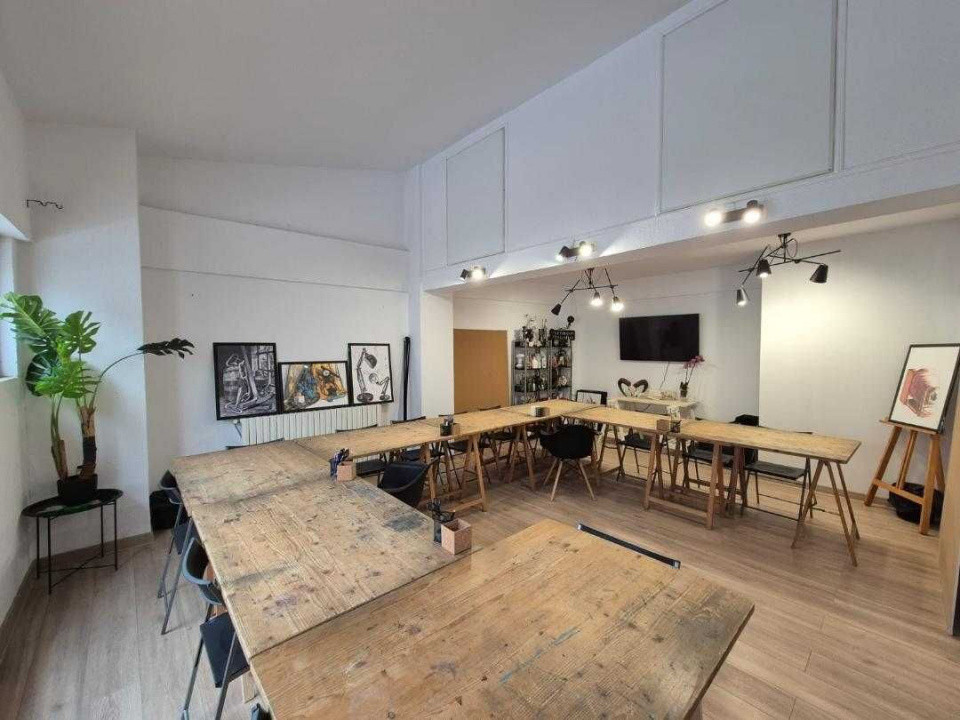 Delfinariu, imobil ideal birouri/profesii liberale, 54 mp.