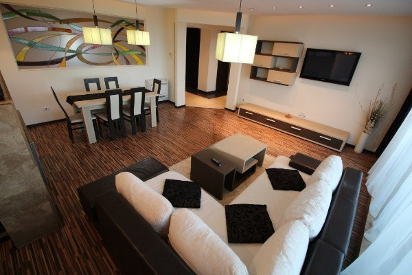 Km. 5 - Sos. Mangaliei, apartament ultramodern, 120 mp., 3 camere