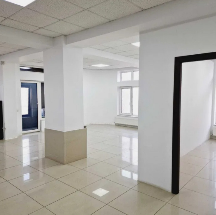 Ultracentral - Tomis Mall , spatiu IDEAL BIROURI, 80 mp., etaj 1
