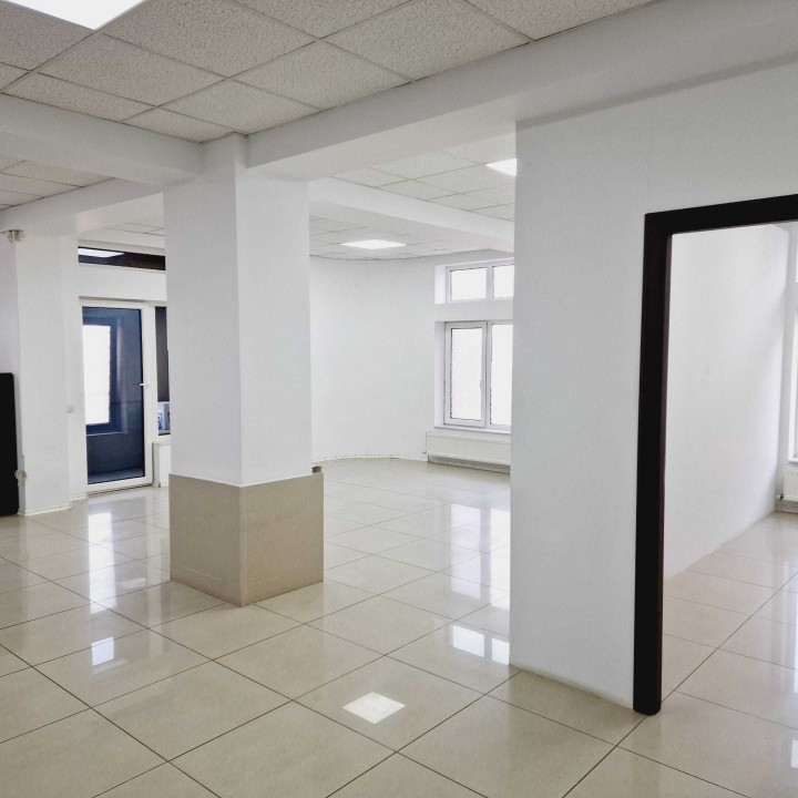 Ultracentral - Tomis Mall , spatiu IDEAL BIROURI, 80 mp., etaj 1