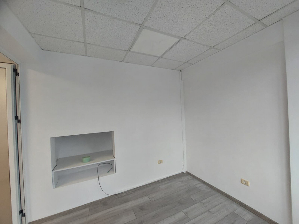Capitol - Sala Sporturilor, spatiu birou 60 mp., recent renovat