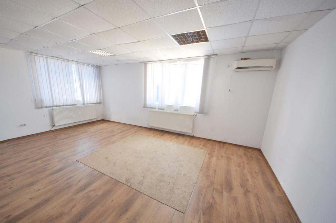 Zona Industriala, eurohala 320 mp., teren 600 mp.