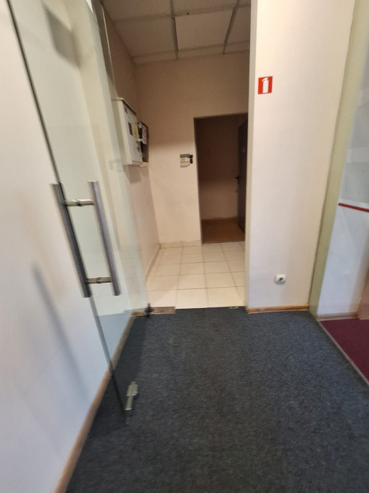 FAR - bd. 1 Mai, spatiu comercial 98 mp.