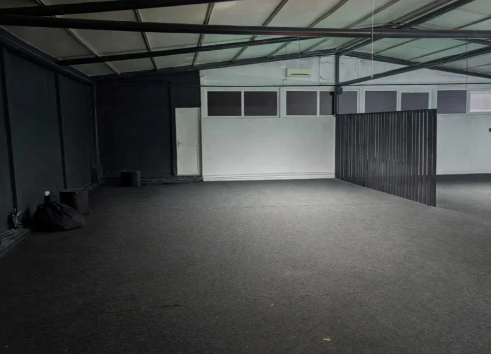 Ovidiu - Centru, spatiu multifunctional 180 mp.