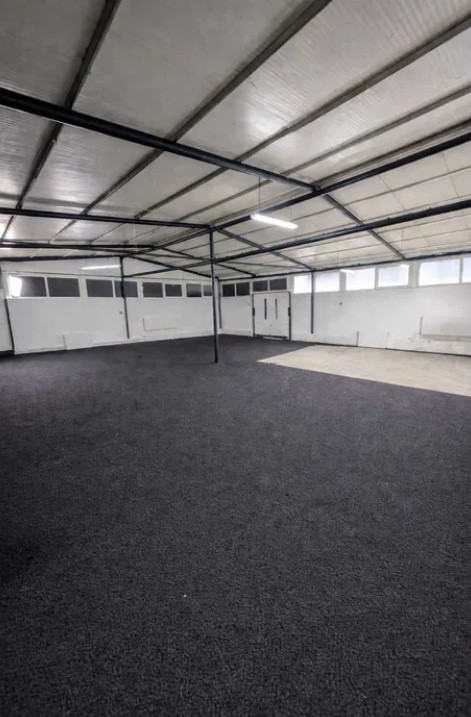 Ovidiu - Centru, spatiu multifunctional 180 mp.