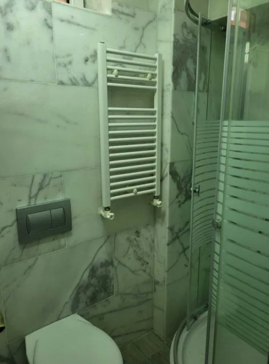 Trocadero, spatiu IDEAL BIROURI, 3 camere + oficiu, 85 mp.