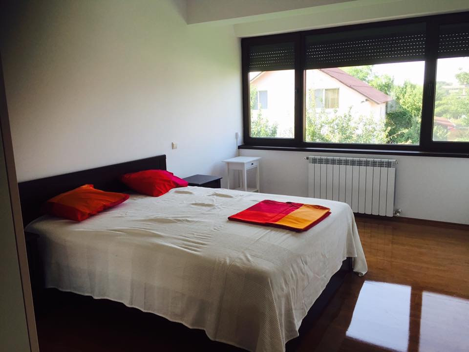 Constanta Sud (Lazu), vila P+1, 5 camere, mobilata, utilata