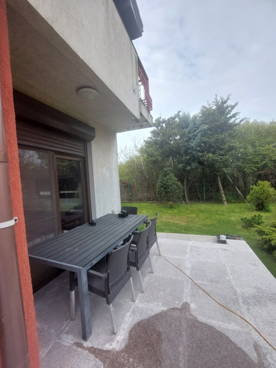 Constanta Sud (Lazu), vila P+1, 5 camere, renovata 2026