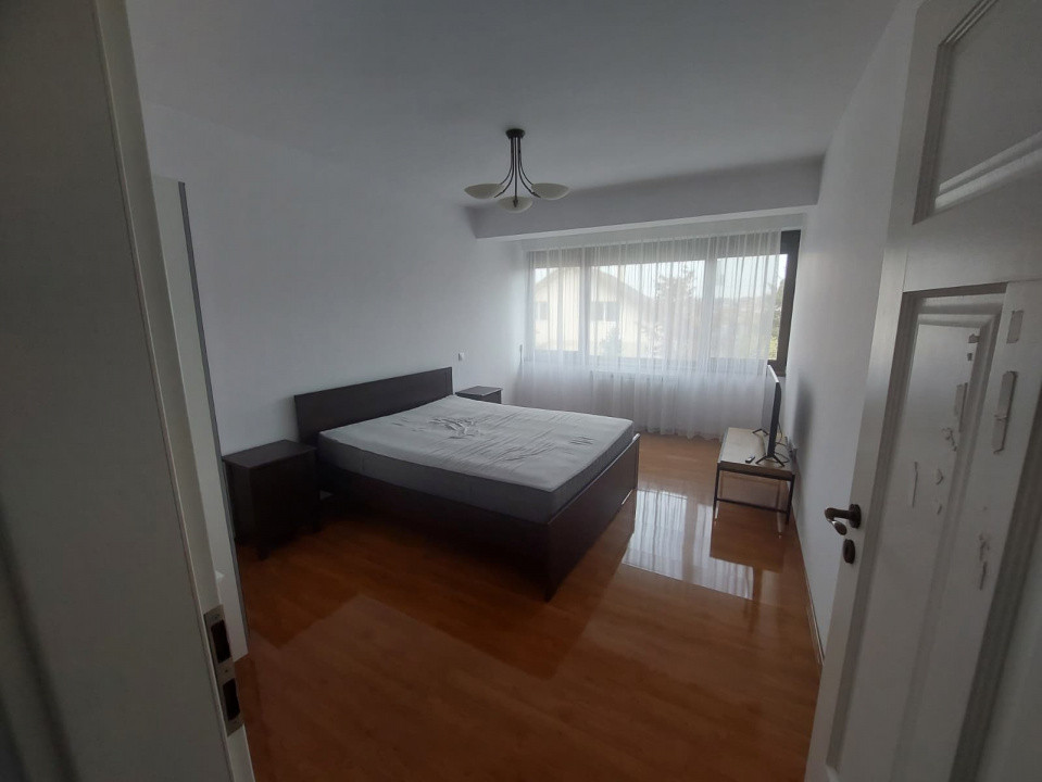 Constanta Sud (Lazu), vila P+1, 5 camere, renovata 2026