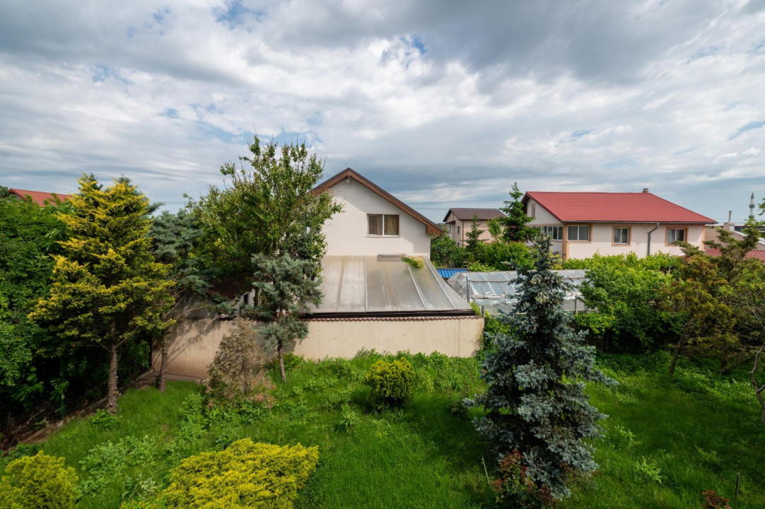 Constanta Sud (Lazu), vila P+1, 5 camere, renovata 2026