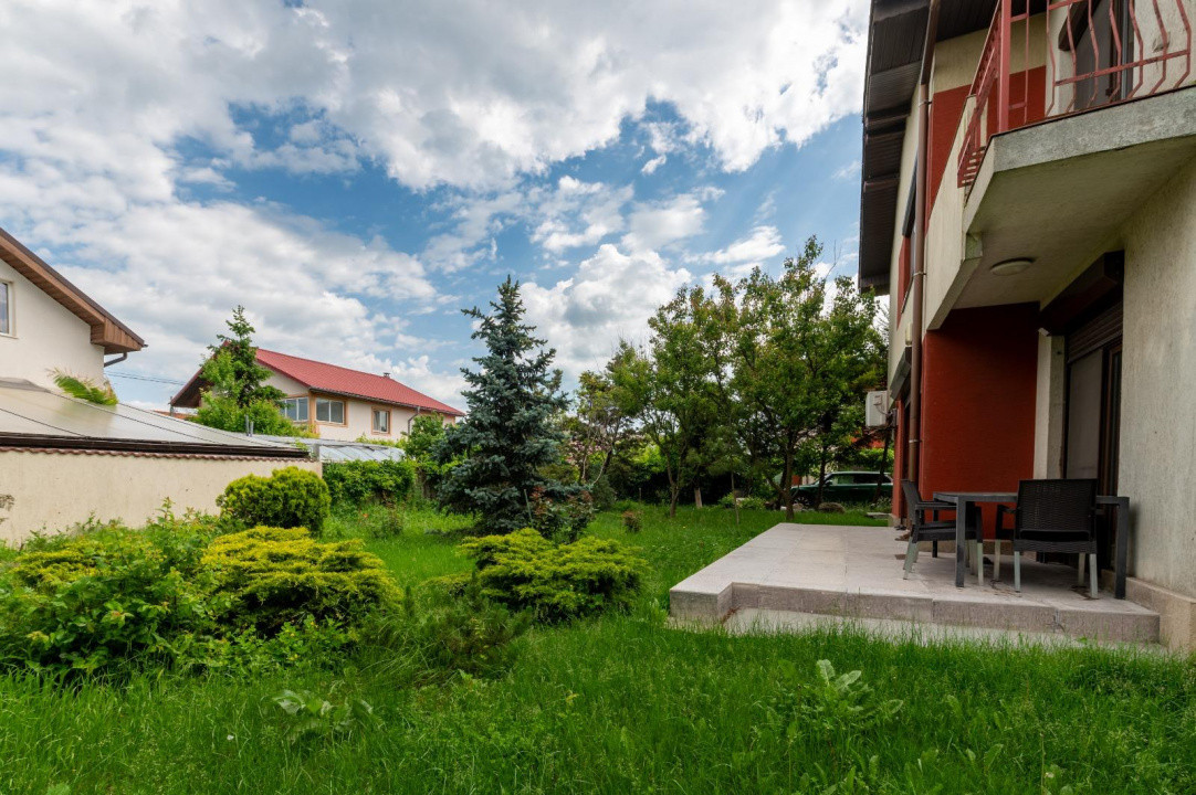 Constanta Sud (Lazu), vila P+1, 5 camere, renovata 2026