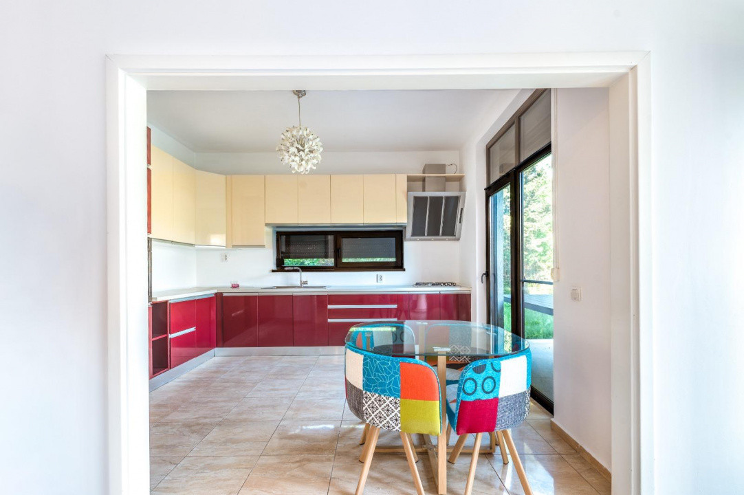 Constanta Sud (Lazu), vila P+1, 5 camere, renovata 2026