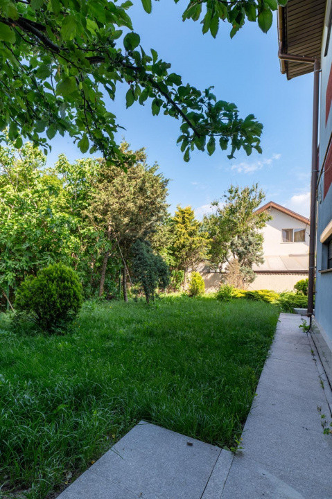 Constanta Sud (Lazu), vila P+1, 5 camere, renovata 2026