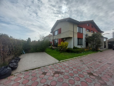 Constanta Sud (Lazu), vila P+1, 5 camere, renovata 2026