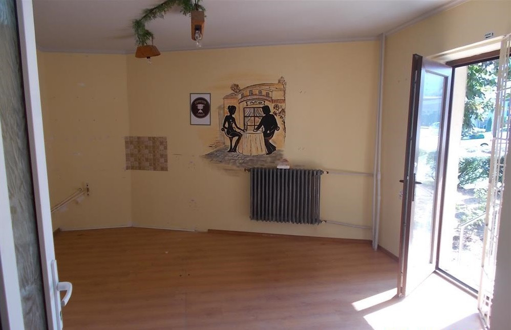 Tomis III - ZONA TRAFICATA, spatiu comercial 35 mp.