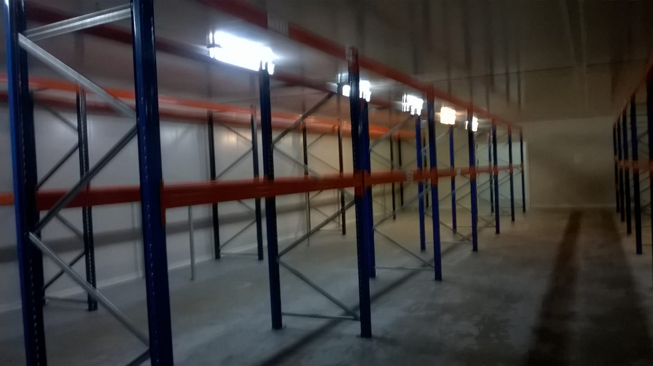 Far - Zona Industriala , hala frigorifica 527 mp.