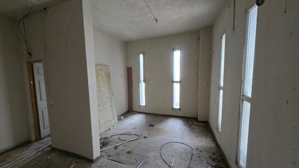 Dacia, spatiu comercial 800 mp., ideal de personalizat !