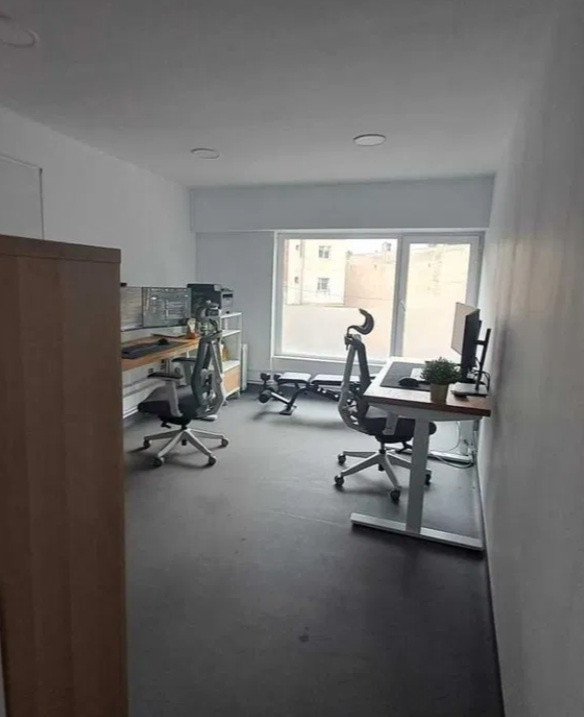 Cappitol, spatiu cu maxima expunere, 180 mp.