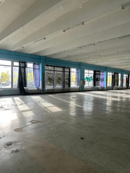 Ultracentral, spatiu versatil 1600 mp. + terasa 625 mp.