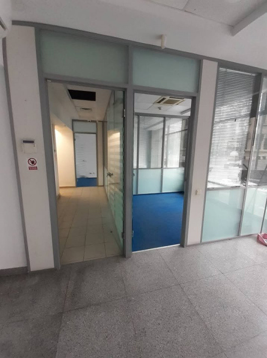 Ultracentral -KM.0,  SPATIU COMERCIAL 126 mp