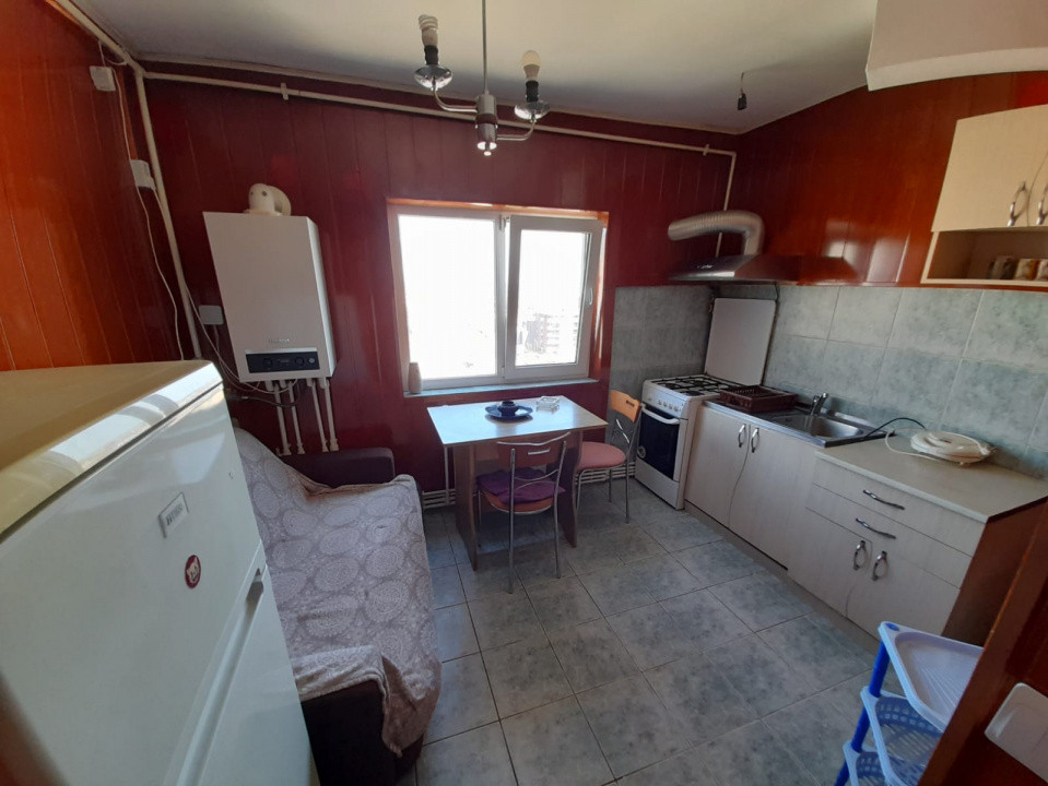 Inel II - Academia Navala, garsoniera 42 mp., mobilata, utilata