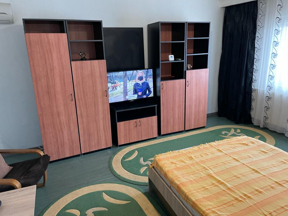 Inel II - Academia Navala, garsoniera 42 mp., mobilata, utilata