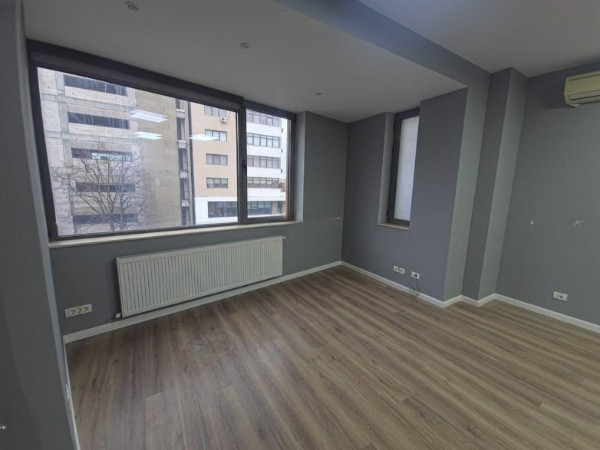 Bd. MAMAIA, spatiu birouri, UTILITATI INCLUSE