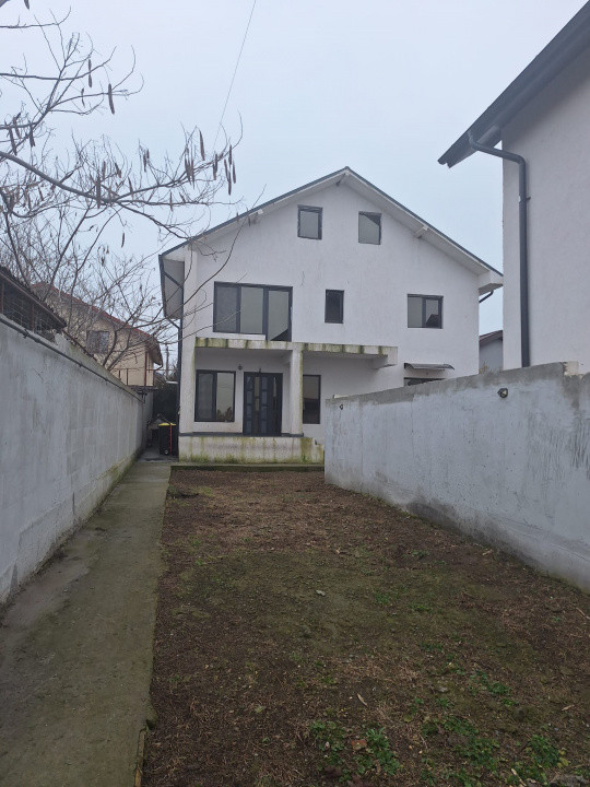 Lumina, vila spatioasa P+1, mobilata/utilata