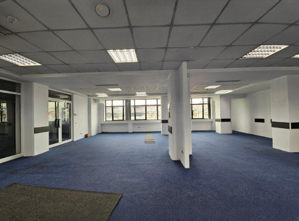 Centru - Bd. Mamaia, spatiu birouri 160 mp.