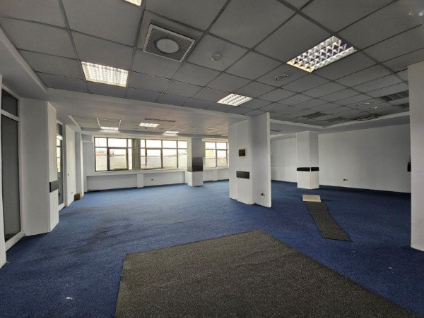 Centru - Bd. Mamaia, spatiu birouri 160 mp.