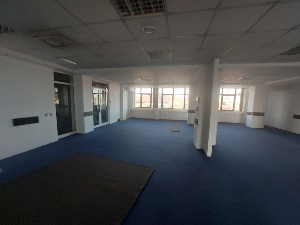 Centru - Bd. Mamaia, spatiu birouri 160 mp.