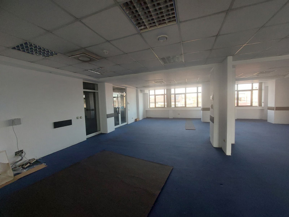 Centru - Bd. Mamaia, spatiu birouri 160 mp.