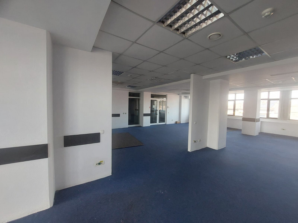 Centru - Bd. Mamaia, spatiu birouri 160 mp.
