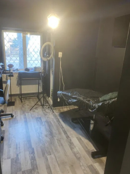 Capitol, imobil cu INTRARE DIN STRADA, 2 camere