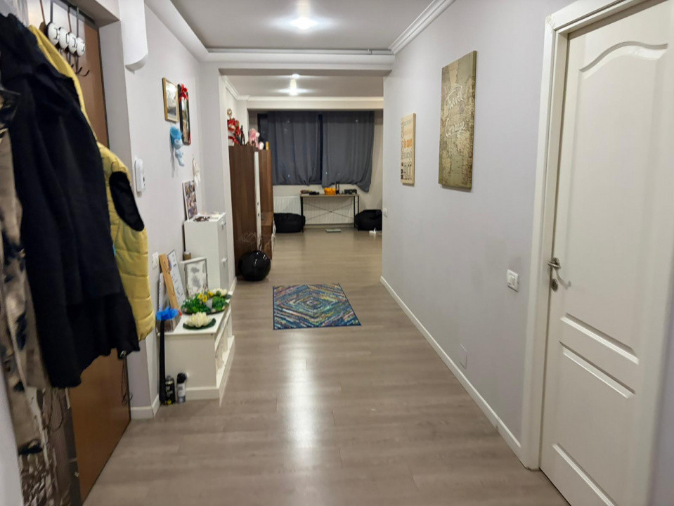 Tomis Plus imobil 3 camere , 103 mp. utili, loc parcare subteran, mobilat