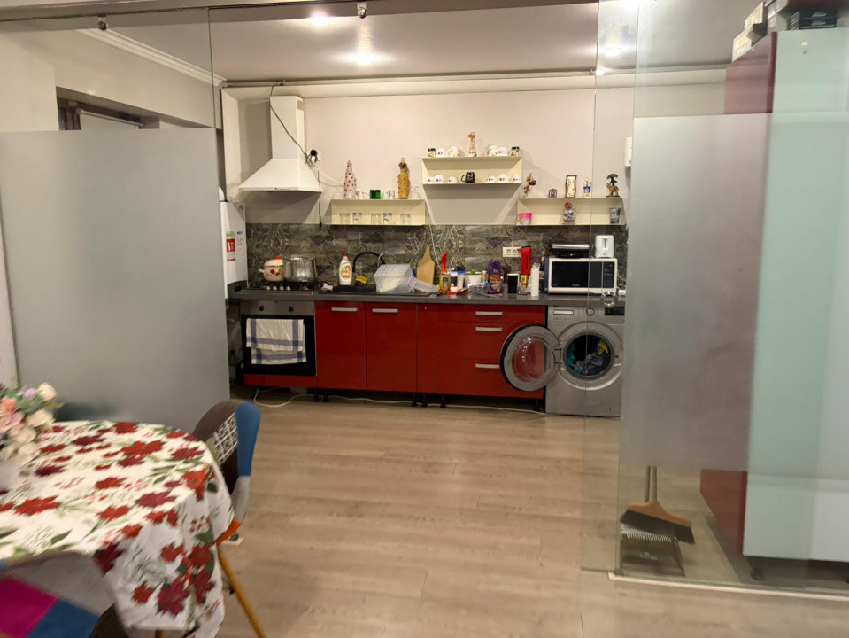 Tomis Plus imobil 3 camere , 103 mp. utili, loc parcare subteran, mobilat