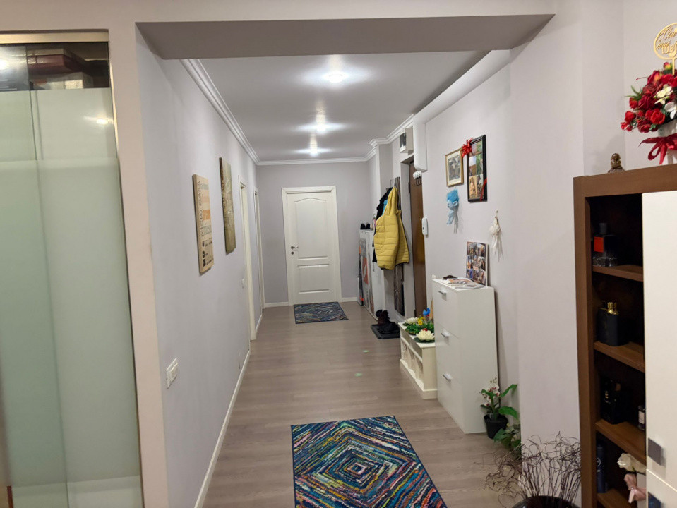 Tomis Plus imobil 3 camere , 103 mp. utili, loc parcare subteran, mobilat