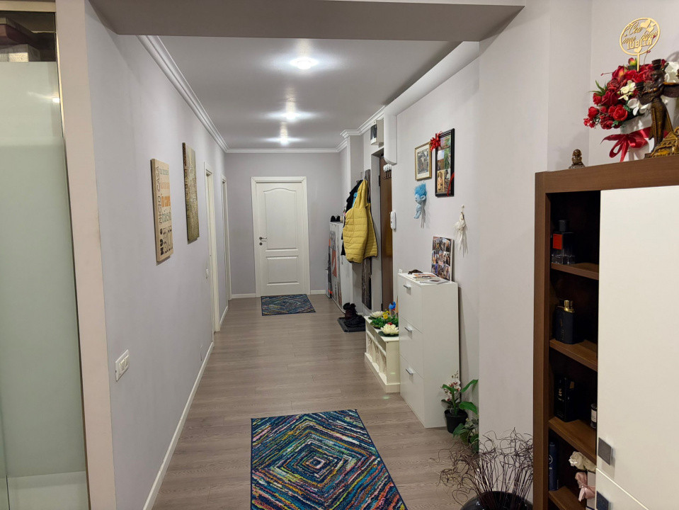 Tomis Plus imobil 3 camere , 103 mp. utili, loc parcare subteran, mobilat